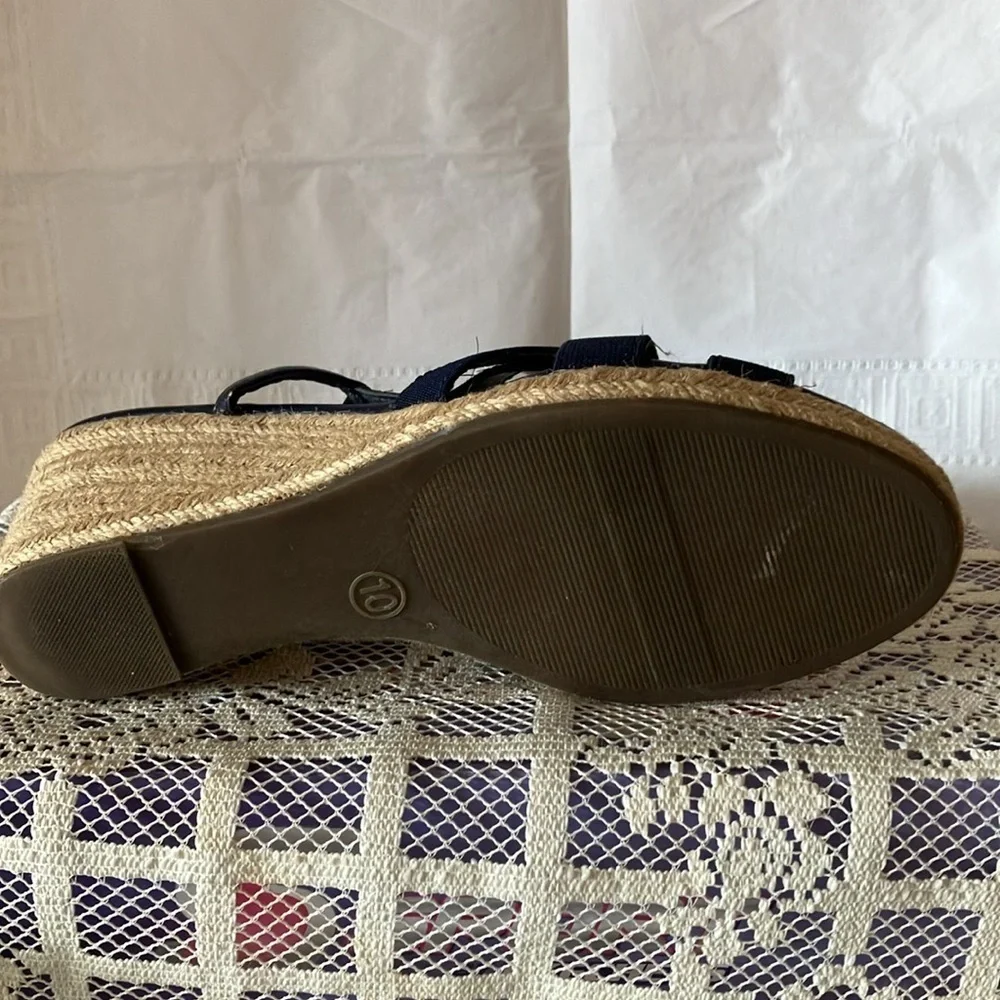 Merona Women’s Sz 10 Navy Blue Espadrille Wedge Sandals 3” Heel Ankle Strap GUC